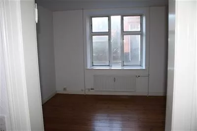 6767